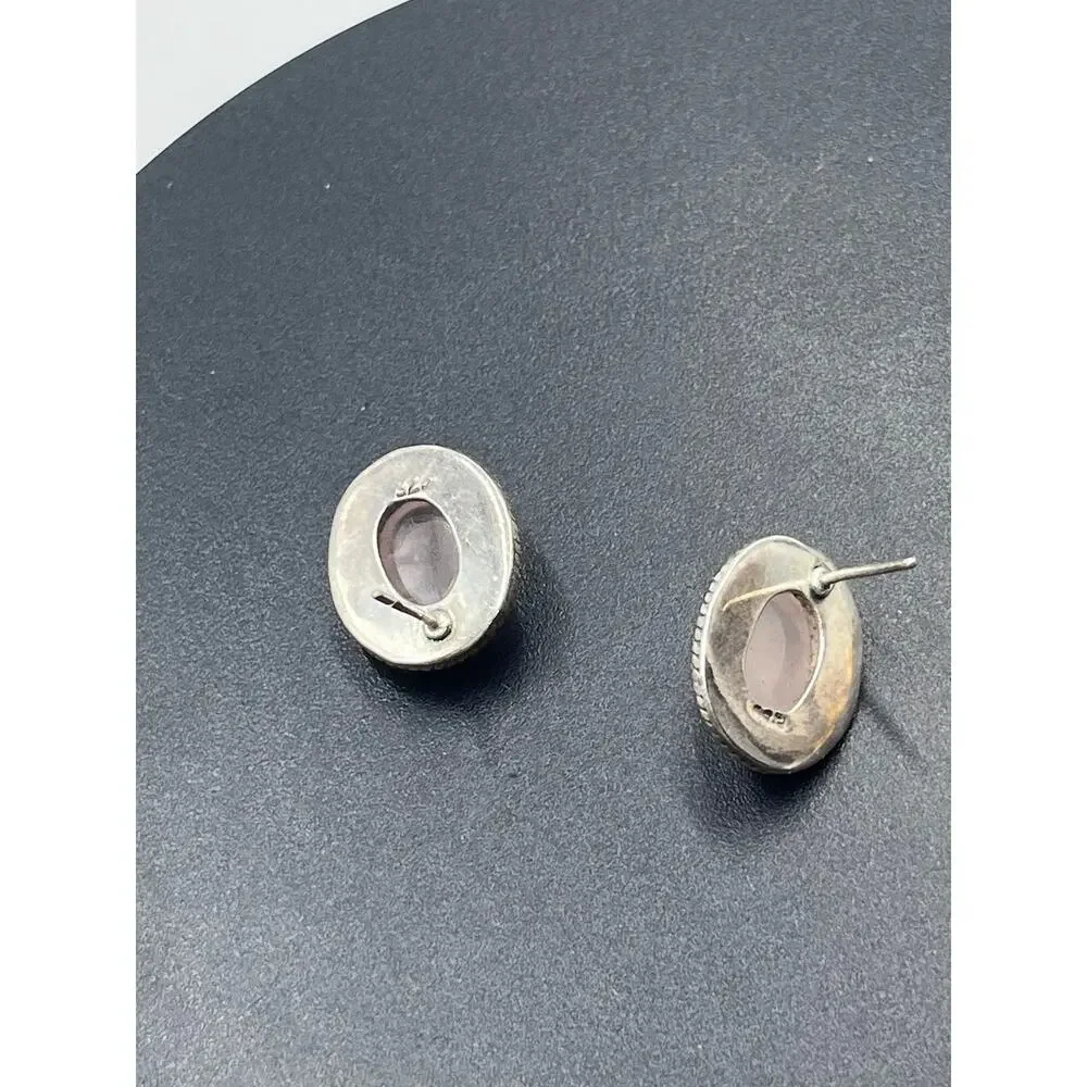 Unbranded sterling silver